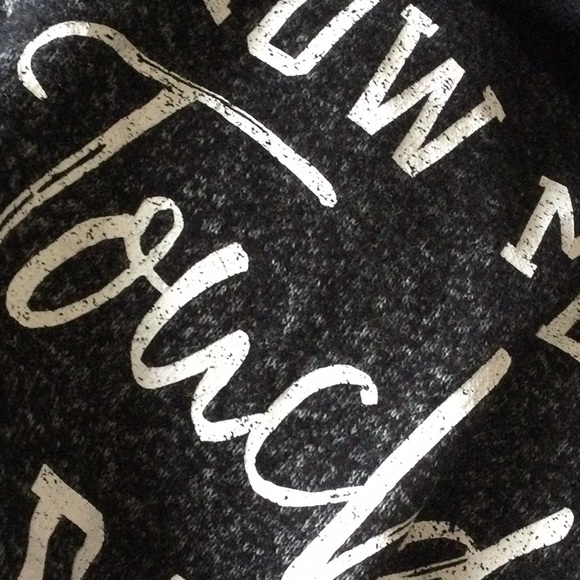 NWOT Maurices size 1 (1X) long sleeve graphic - Picture 7 of 8